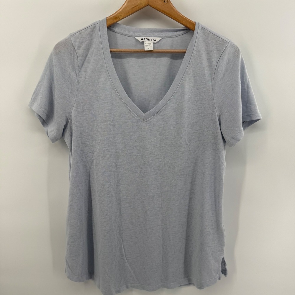 Athleta Breezy V-Neck Tee Light Blue Heathered Short Sleeve Top Large
